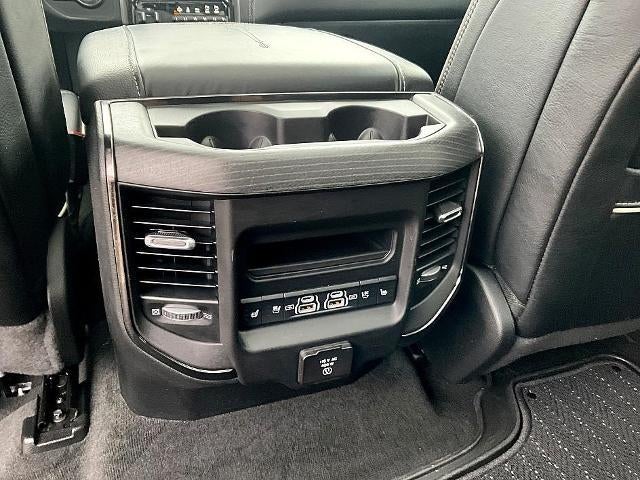 2022 RAM 1500 Limited 4x4 Crew Cab 5'7" Box