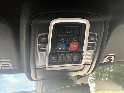 2023 RAM 1500 Limited 4x4 Crew Cab 5'7" Box