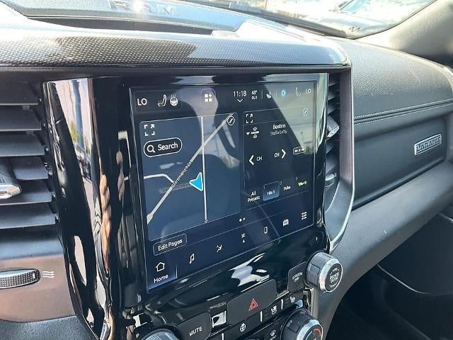 2022 RAM 1500 Laramie 4x4 Crew Cab 5'7" Box