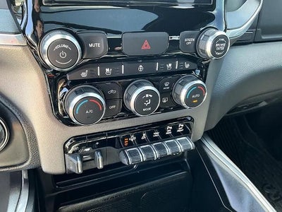 2022 RAM 1500 Laramie 4x4 Crew Cab 5'7" Box