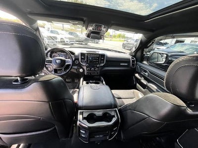 2022 RAM 1500 Laramie 4x4 Crew Cab 5'7" Box