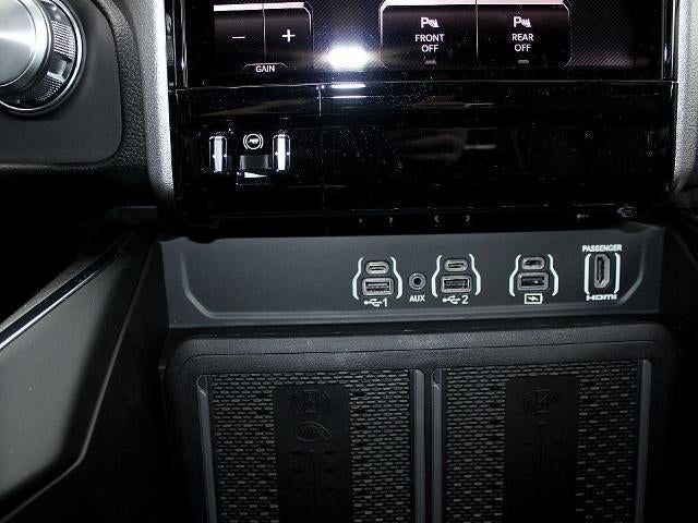 2026 RAM 1500 Laramie 4x4 Crew Cab 5'7" Box