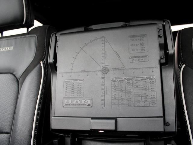 2026 RAM 1500 Laramie 4x4 Crew Cab 5'7" Box