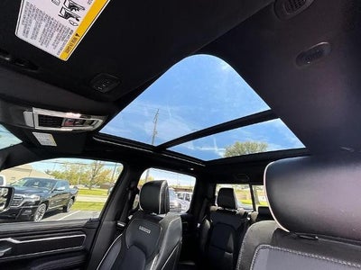 2025 RAM 1500 Laramie 4x4 Crew Cab 5'7" Box