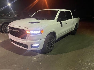 2025 RAM 1500 Laramie 4x4 Crew Cab 5'7" Box