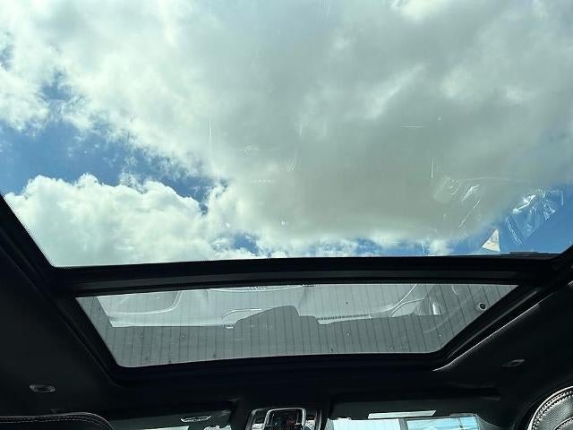 2023 RAM 1500 Laramie 4x4 Crew Cab 5'7" Box