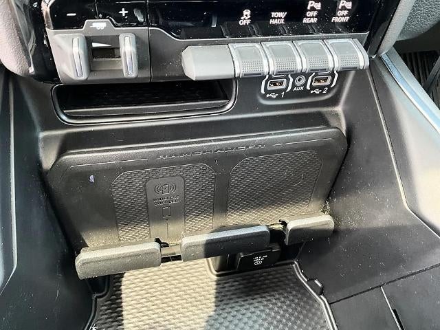 2023 RAM 1500 Laramie 4x4 Crew Cab 5'7" Box