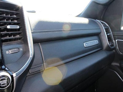 2020 RAM 1500 Laramie 4x4 Crew Cab 5'7" Box