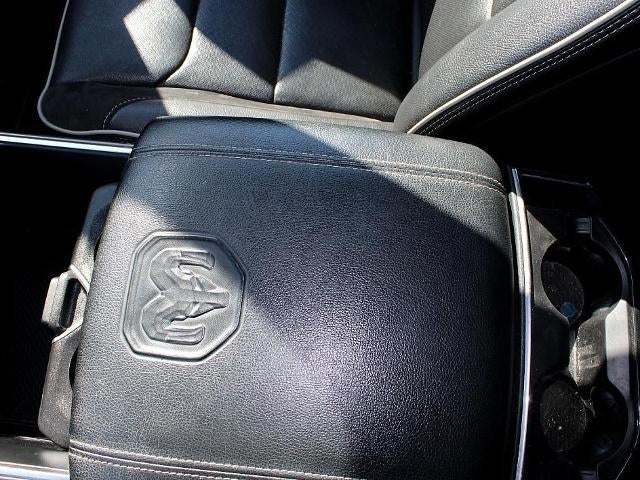 2020 RAM 1500 Laramie 4x4 Crew Cab 5'7" Box