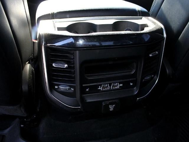 2020 RAM 1500 Laramie 4x4 Crew Cab 5'7" Box