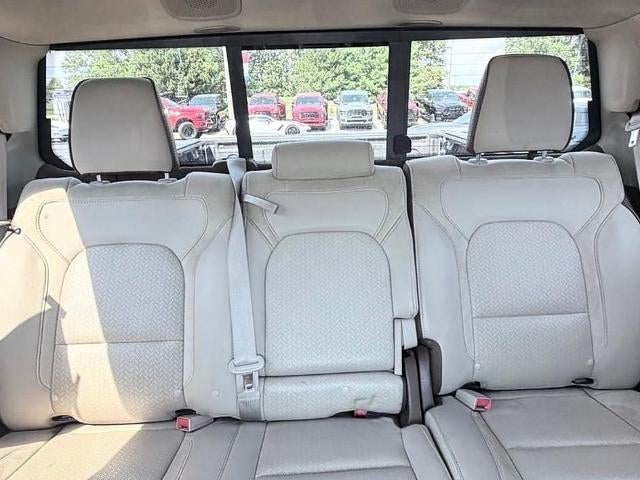 2020 RAM 1500 Laramie 4x4 Crew Cab 5'7" Box