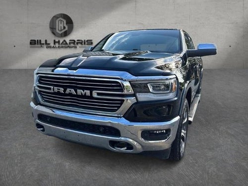 2019 RAM 1500 Laramie 4x4 Crew Cab 5'7" Box