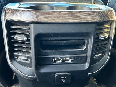 2019 RAM 1500 Laramie 4x4 Crew Cab 5'7" Box