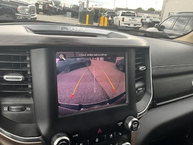 2019 RAM 1500 Laramie 4x4 Crew Cab 5'7" Box