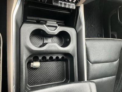 2019 RAM 1500 Laramie 4x4 Crew Cab 5'7" Box