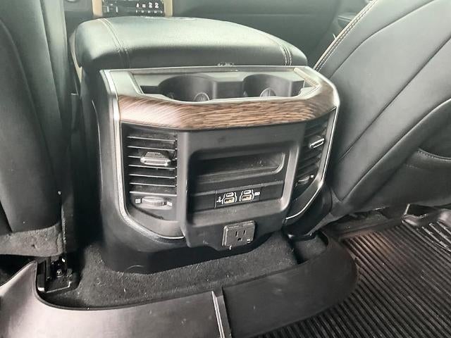 2019 RAM 1500 Laramie 4x4 Crew Cab 5'7" Box