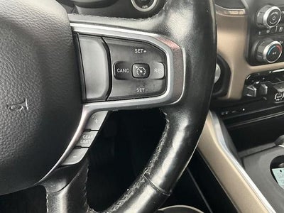 2019 RAM 1500 Laramie 4x4 Crew Cab 5'7" Box