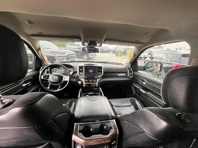2019 RAM 1500 Laramie 4x4 Crew Cab 5'7" Box