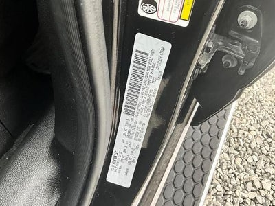 2019 RAM 1500 Laramie 4x4 Crew Cab 5'7" Box