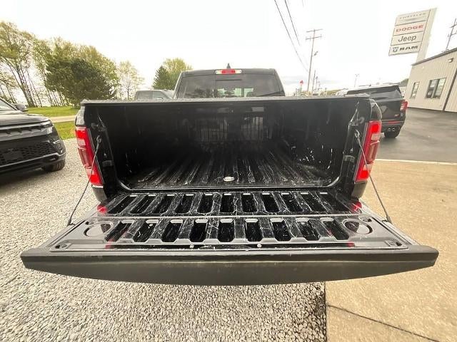 2019 RAM 1500 Laramie 4x4 Crew Cab 5'7" Box