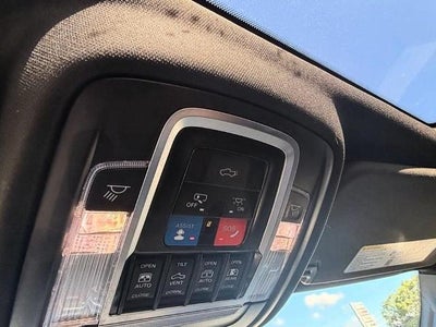 2024 RAM 1500 Laramie 4x4 Crew Cab 5'7" Box