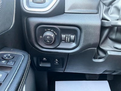 2024 RAM 1500 Laramie 4x4 Crew Cab 5'7" Box