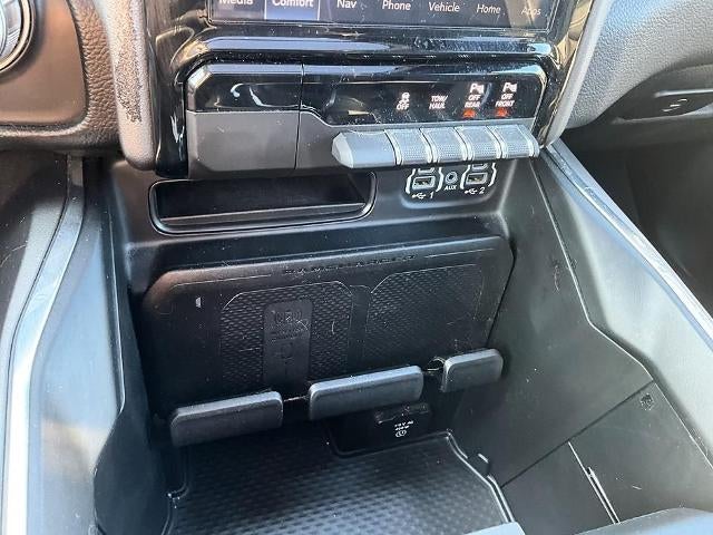 2024 RAM 1500 Laramie 4x4 Crew Cab 5'7" Box
