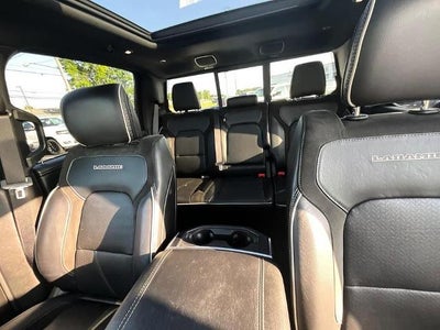 2024 RAM 1500 Laramie 4x4 Crew Cab 5'7" Box