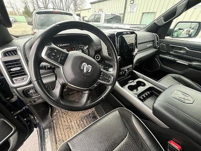 2022 RAM 1500 Laramie 4x4 Crew Cab 5'7" Box