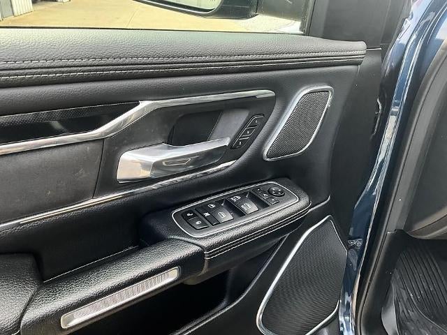 2022 RAM 1500 Laramie 4x4 Crew Cab 5'7" Box