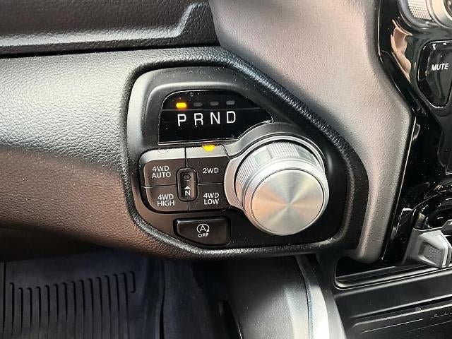 2022 RAM 1500 Laramie 4x4 Crew Cab 5'7" Box