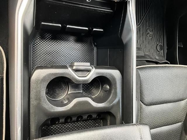 2022 RAM 1500 Laramie 4x4 Crew Cab 5'7" Box
