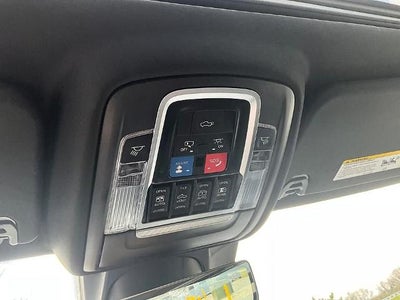 2022 RAM 1500 Laramie 4x4 Crew Cab 5'7" Box