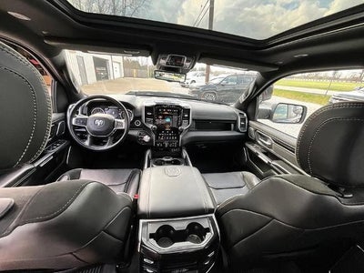 2022 RAM 1500 Laramie 4x4 Crew Cab 5'7" Box