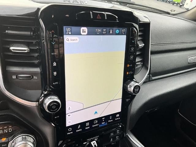 2022 RAM 1500 Laramie 4x4 Crew Cab 5'7" Box