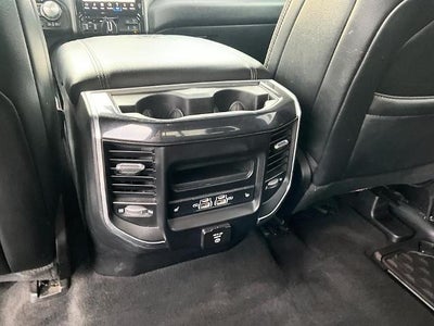 2022 RAM 1500 Laramie 4x4 Crew Cab 5'7" Box