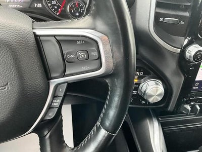 2022 RAM 1500 Laramie 4x4 Crew Cab 5'7" Box