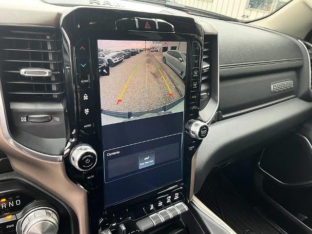 2022 RAM 1500 Laramie 4x4 Crew Cab 5'7" Box