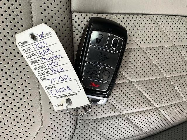2025 RAM 1500 Tungsten 4x4 Crew Cab 5'7" Box