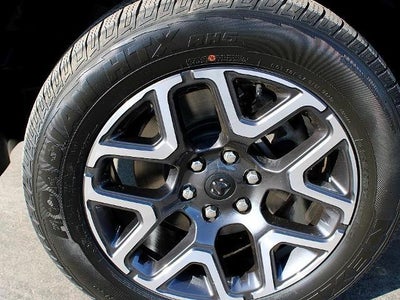 2019 RAM 1500 Longhorn 4x4 Crew Cab 5'7" Box