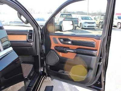 2019 RAM 1500 Longhorn 4x4 Crew Cab 5'7" Box