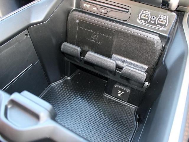 2019 RAM 1500 Longhorn 4x4 Crew Cab 5'7" Box