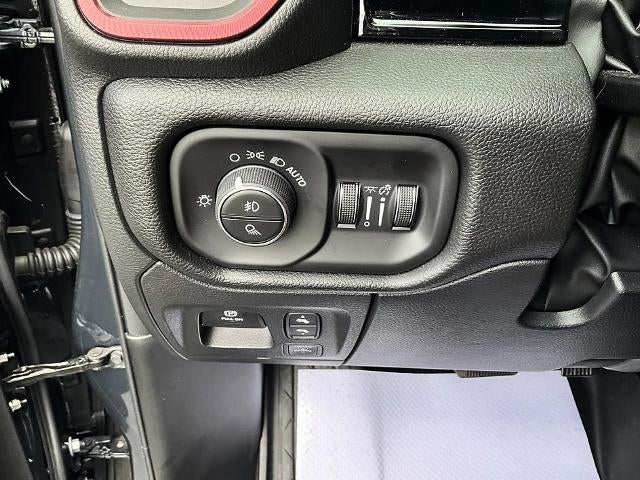 2026 RAM 1500 Rebel 4x4 Crew Cab 5'7" Box