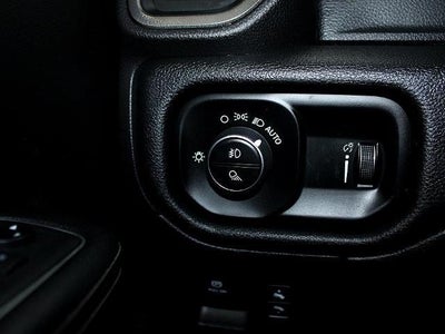 2020 RAM 1500 Rebel 4x4 Crew Cab 5'7" Box