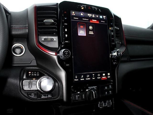 2022 RAM 1500 Rebel 4x4 Crew Cab 5'7" Box