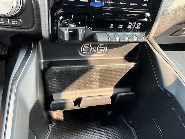 2023 RAM 1500 Rebel 4x4 Crew Cab 5'7" Box