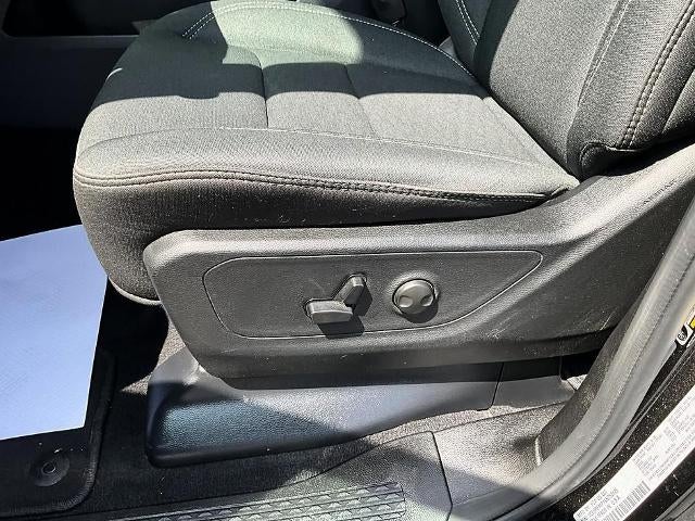 2025 RAM 1500 Big Horn 4x4 Crew Cab 6'4" Box