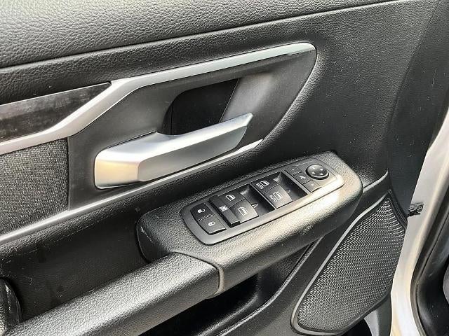 2020 RAM 1500 Big Horn 4x4 Crew Cab 6'4" Box