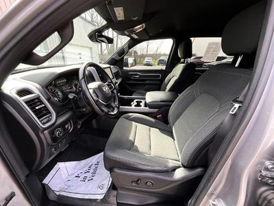 2020 RAM 1500 Big Horn 4x4 Crew Cab 6'4" Box