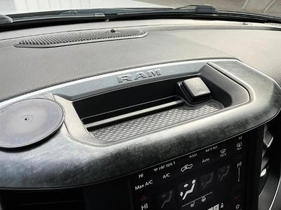 2020 RAM 1500 Big Horn 4x4 Crew Cab 6'4" Box